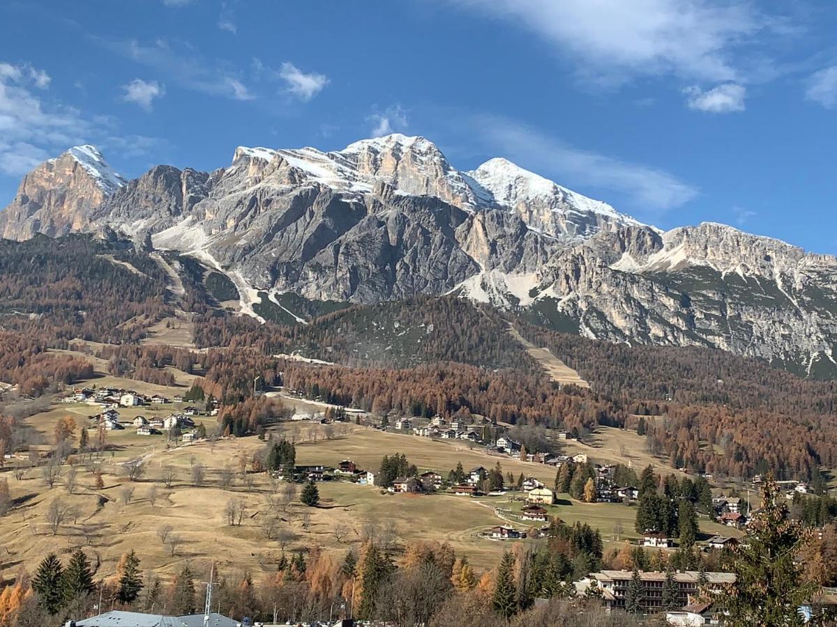 Hotel Serena Cortina Cortina dʼAmpezzo Exterior foto