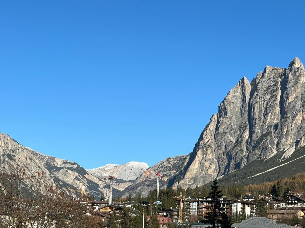 Hotel Serena Cortina Cortina dʼAmpezzo Exterior foto